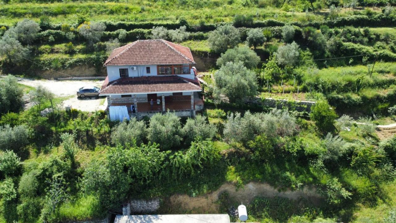 בראט Guest House Pashollari מראה חיצוני תמונה