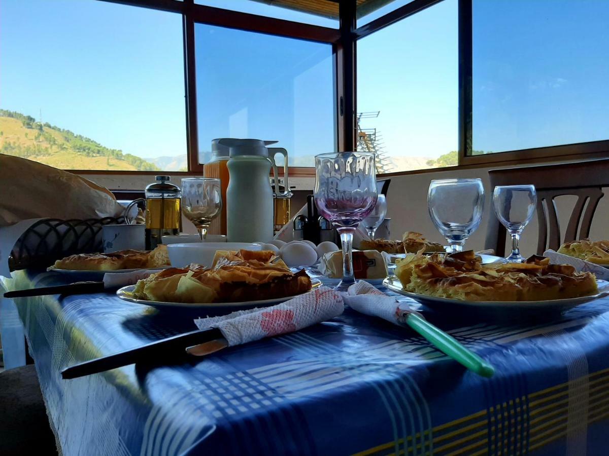 בראט Guest House Pashollari מראה חיצוני תמונה