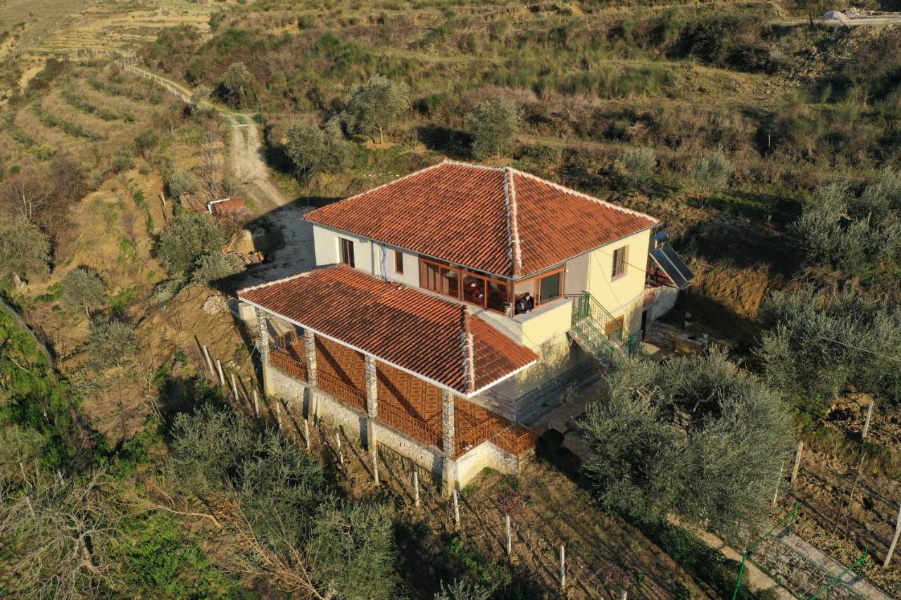 בראט Guest House Pashollari מראה חיצוני תמונה
